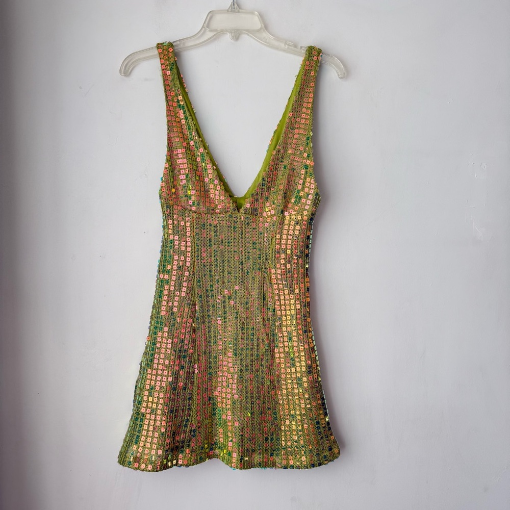 Princess Polly Porscha Green Sequin Shimmer Mini Dress 4 - Picture 6 of 9